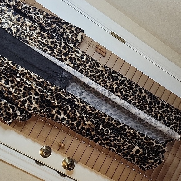 Lovely J Long Leopard Animal Print Duster ~ OSFM - Picture 2 of 5